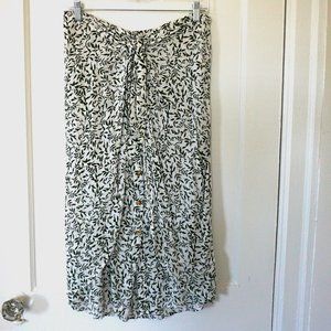 MAHINA | Green and White Floral Midi Skirt - Size L